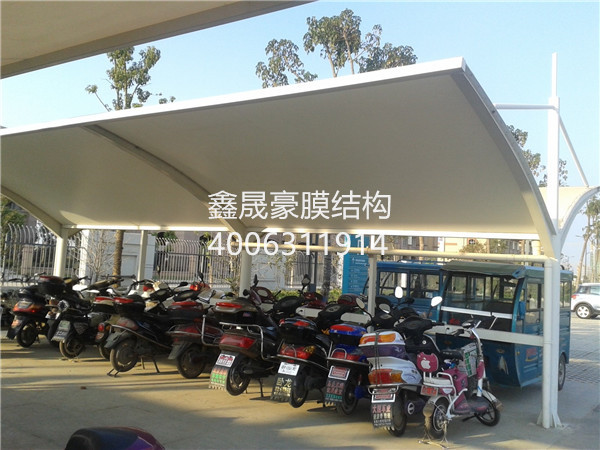 鹽城亭湖醫(yī)院-雙挑拉桿式電動車棚