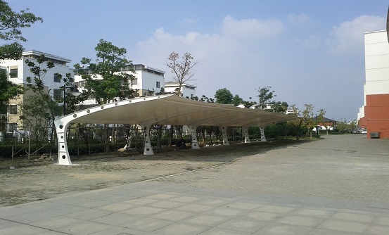 膜結(jié)構(gòu)車棚