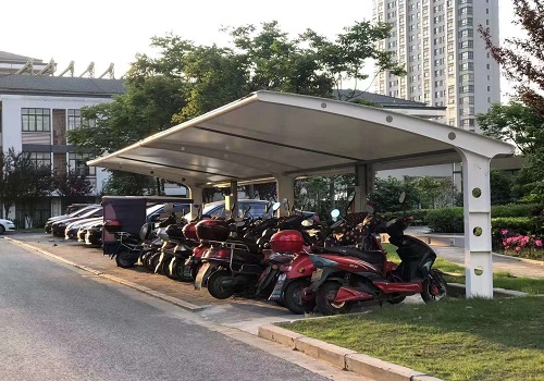 鋼膜結(jié)構(gòu)電動車停車棚